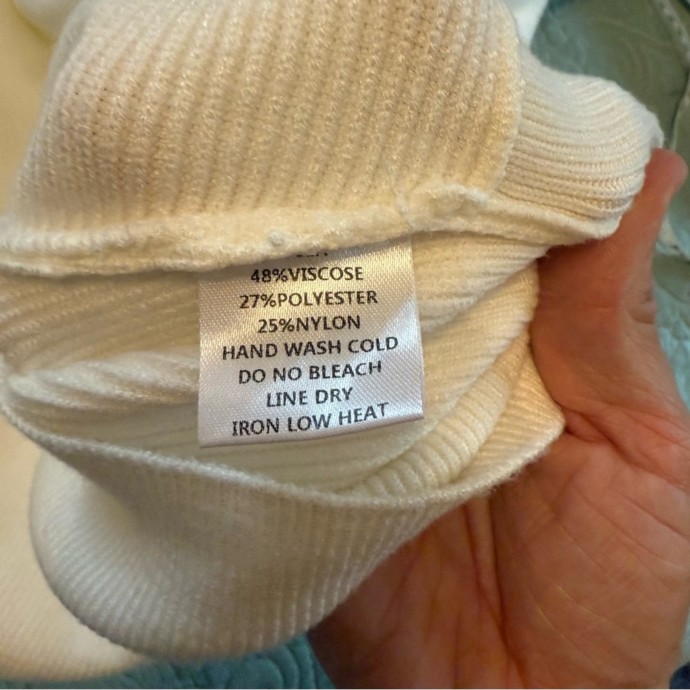 NWT Bluivy Cream White Women's Dolman Sleeve Sweater Size M/L - Picture 9 of 9